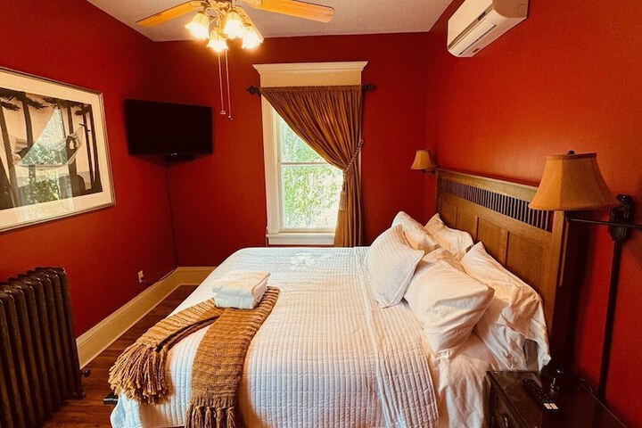 Room 41 of 54