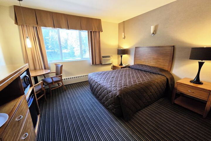 Breeze Inn