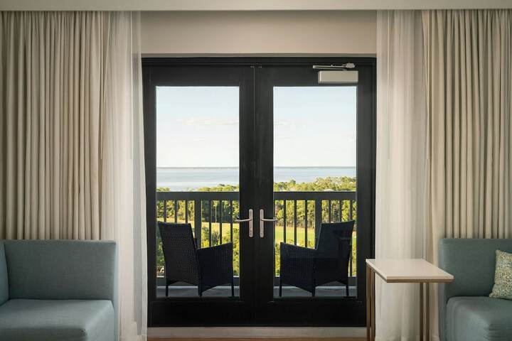 Hotel Effie Sandestin Autograph Collection