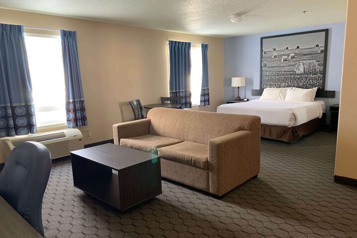 Room 27 of 67