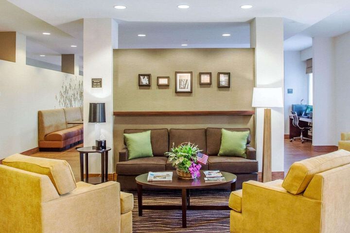 Sleep Inn & Suites Parkersburg - Mineral Wells
