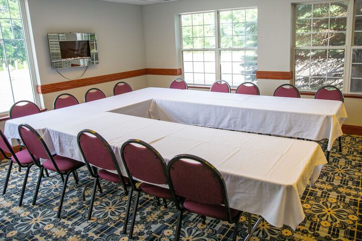GrandStay Hotel & Suites Hastings