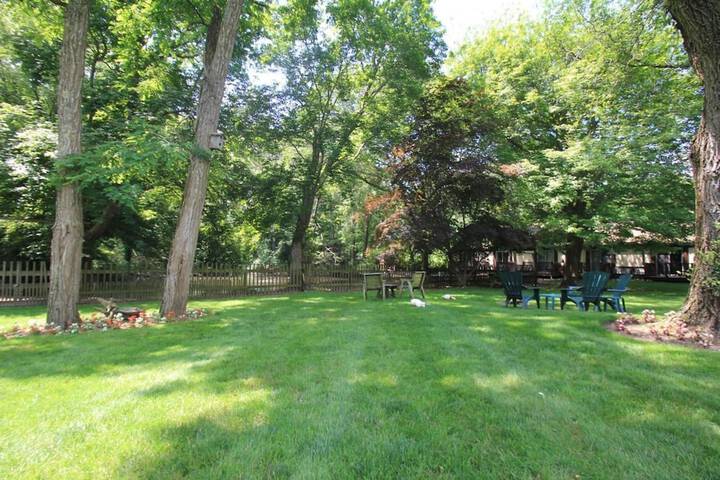 Property Grounds 38 of 47