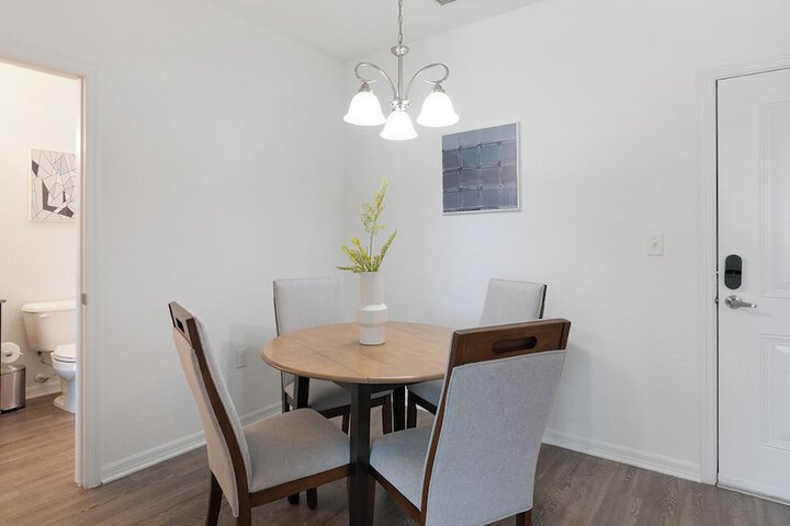 Landing Apartments near South Apopka FL