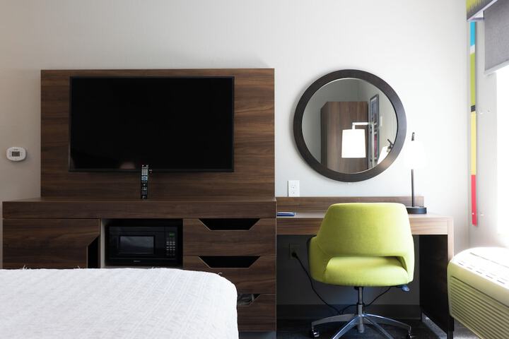 Room 21 of 61