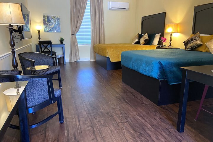 Room 73 of 88