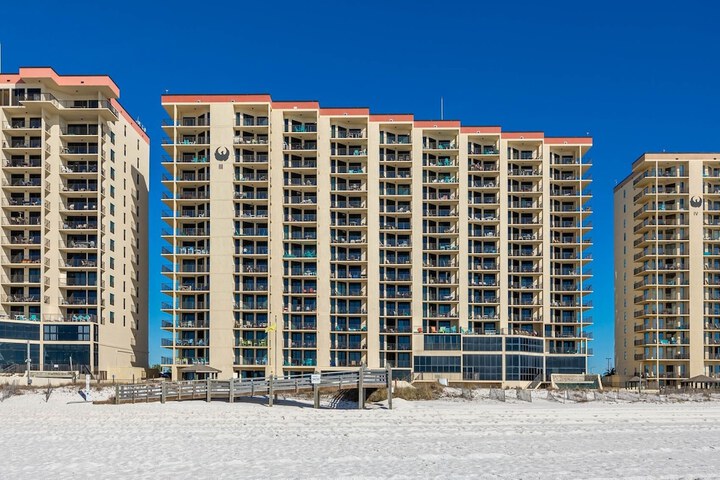 Hotel 3 of 141