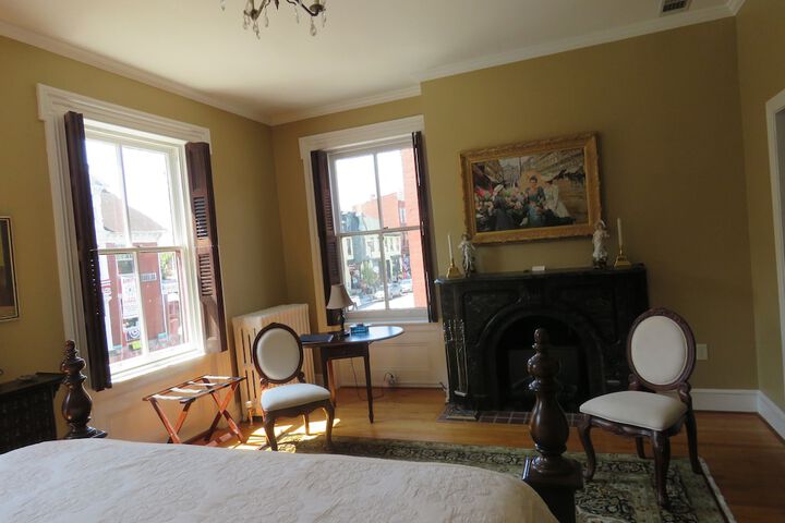 Room 41 of 64