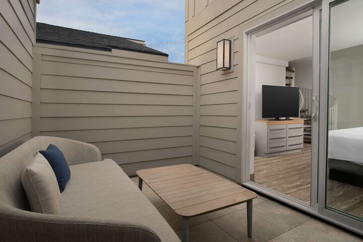 Terrace/Patio 49 of 51