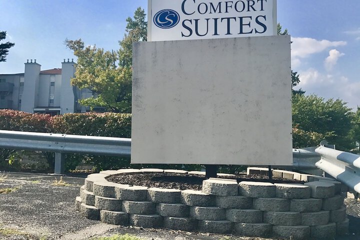 Hotel 4 of 73