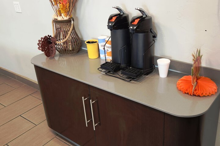 Breakfast/Coffee Service 29 of 30
