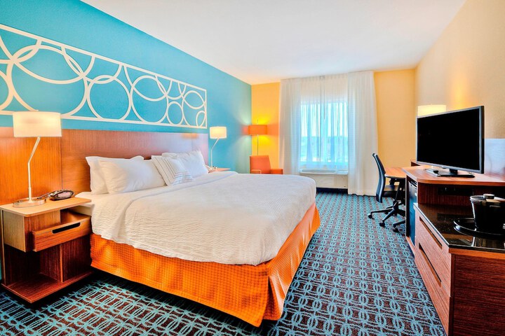 Room 16 of 36