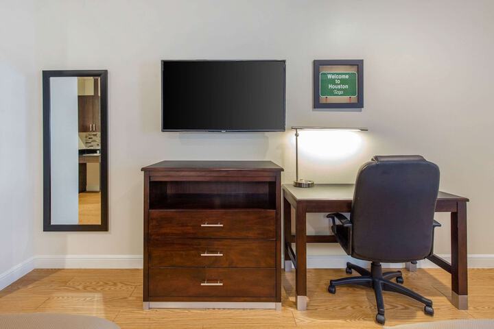 Room 45 of 57
