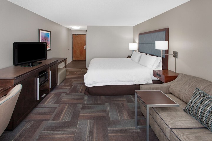 Room 14 of 35