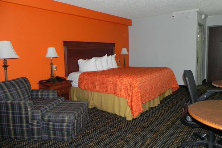Room 16 of 41