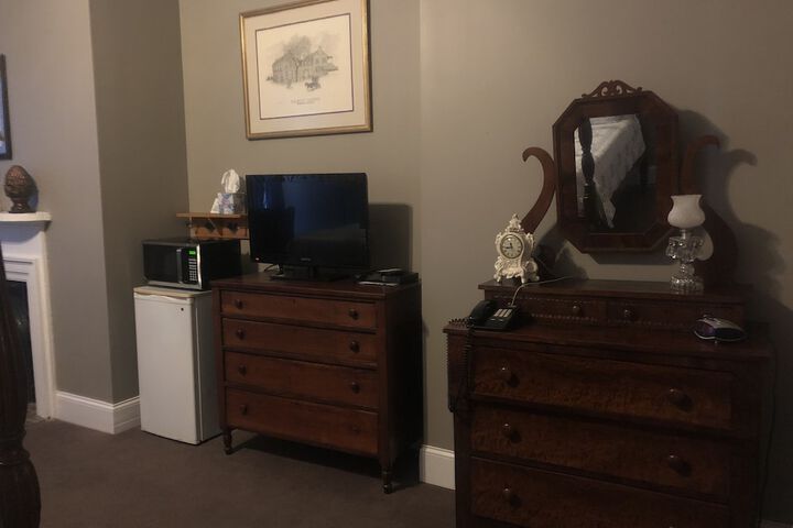 Room 80 of 105