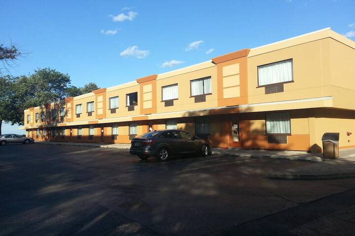 Hotel 4 of 23