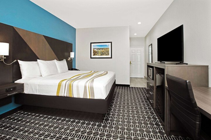 Room 19 of 41