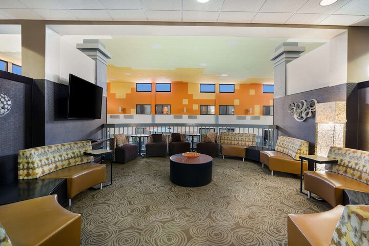 Hotel Interior 10 of 48
