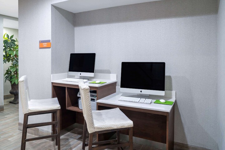 La Quinta Inn & Suites by Wyndham-Albany GA