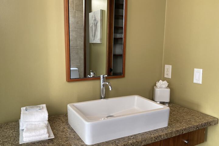 14 West Hotel