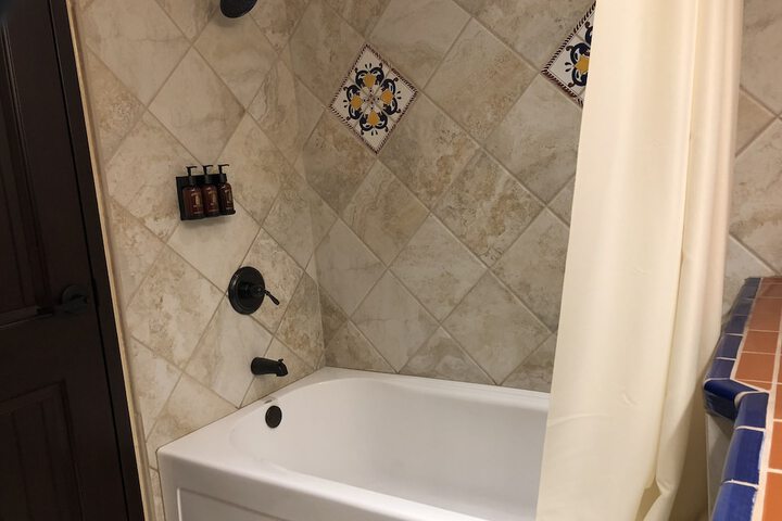 Room 42 of 80