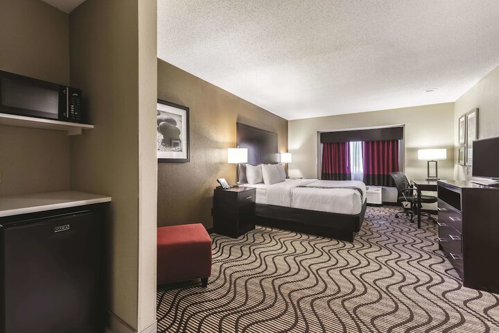 Room 16 of 31