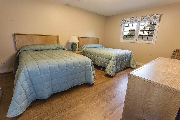 Room 16 of 73