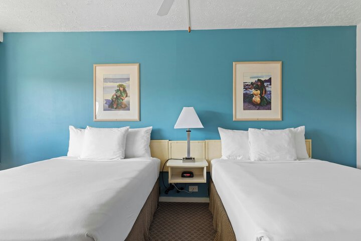 Maui Seaside Hotel