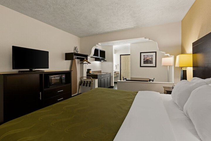 Quality Inn Traverse City