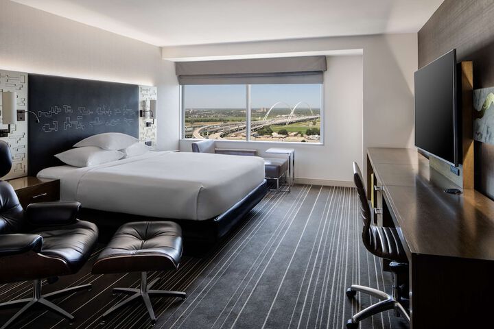 Room 17 of 68