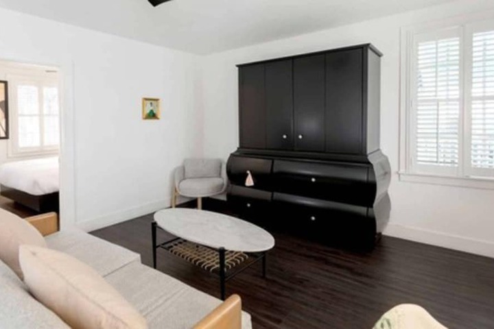 Room 19 of 44