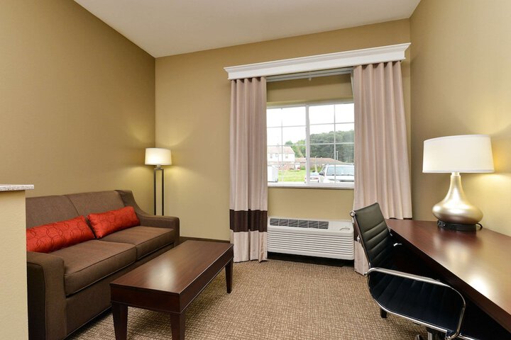 Room 14 of 28