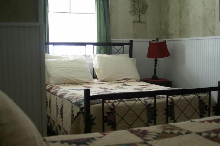 Room 14 of 27