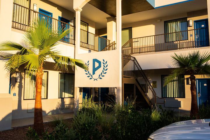 Hotel 5 of 40