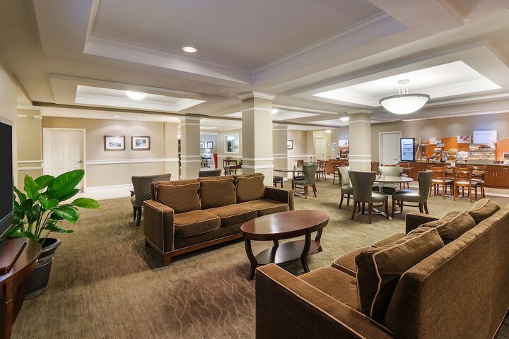 Hotel 2 of 41