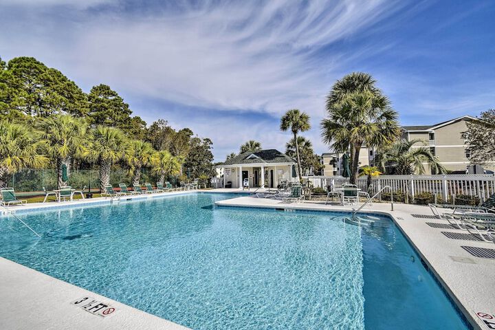 Golf Swim & Explore: Sunset Beach Family Condo!