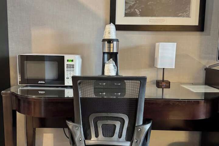 Big Bird Inn Wawa SureStay Collection by Best Western
