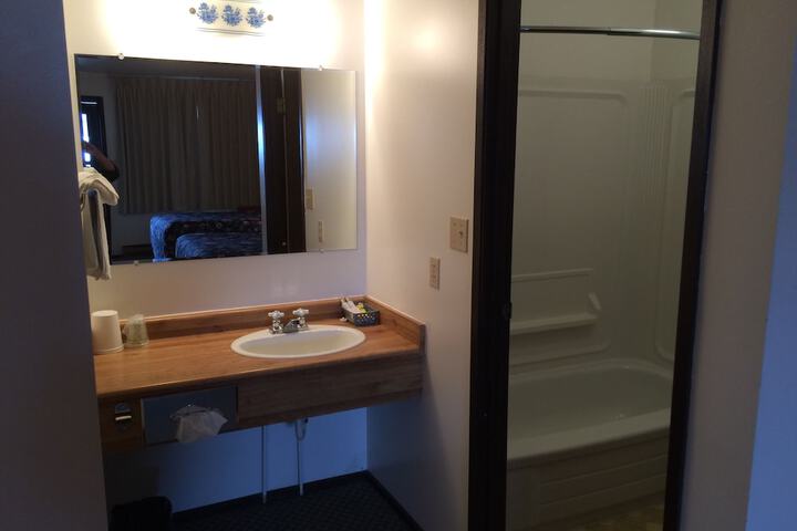 Room 36 of 48