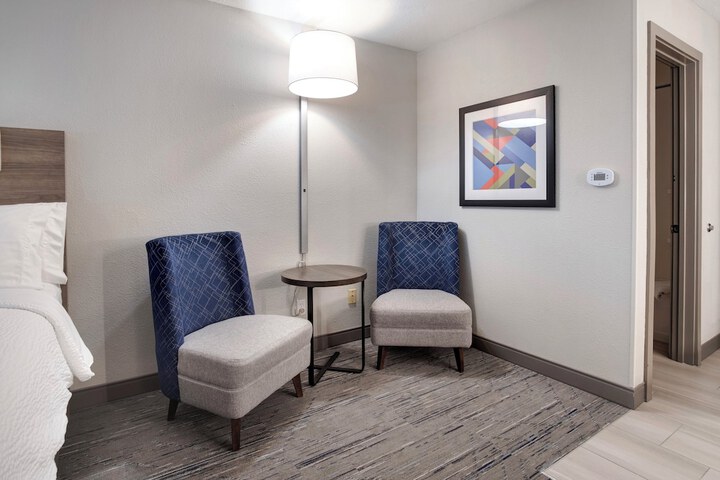 Holiday Inn Express Portland East - Troutdale by IHG