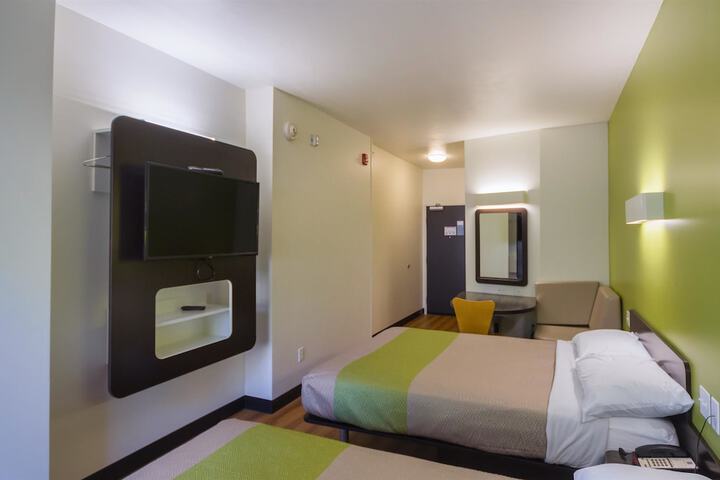 Room 14 of 31