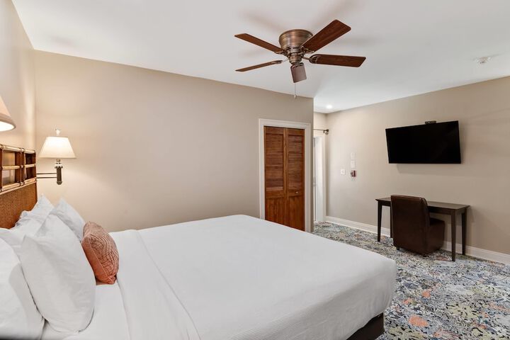 The Port Inn - Port St. Joe an Ascend Collection Hotel