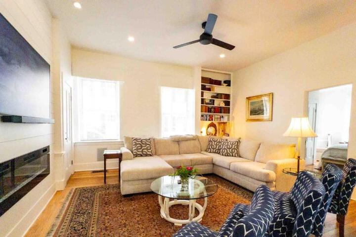Captain Morse House - Luxury Waterfront, Town, & Beaches - 5 stars