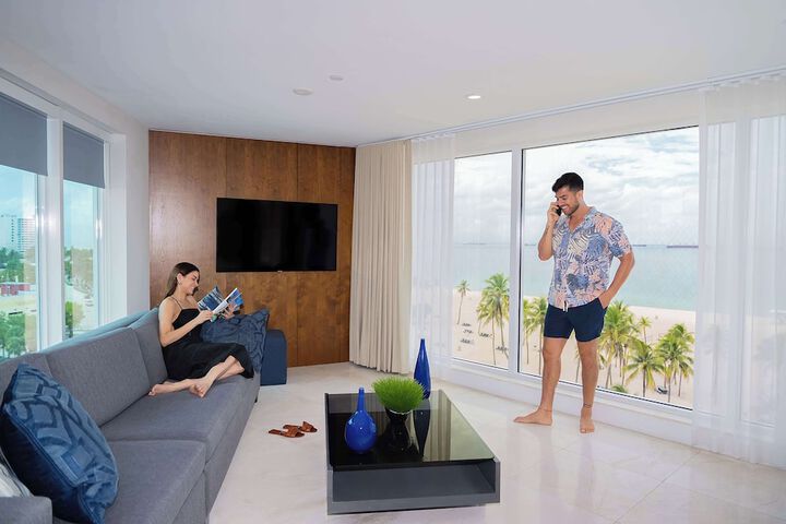 Room 98 of 215