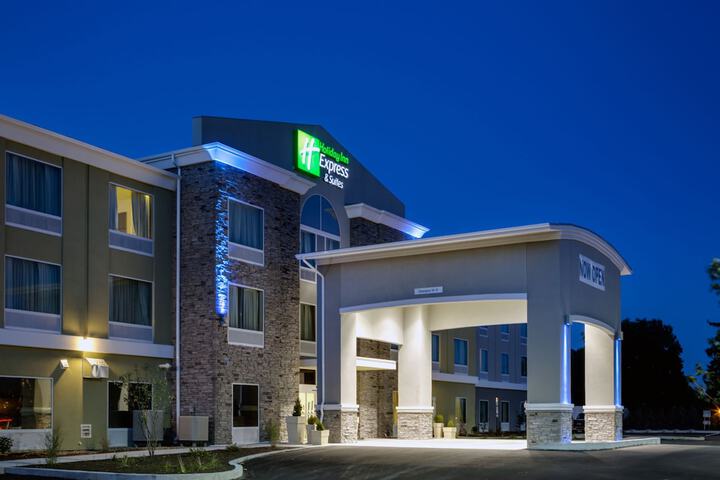 Holiday Inn Express Hotel & Suites Carlisle-Harrisburg Area by IHG