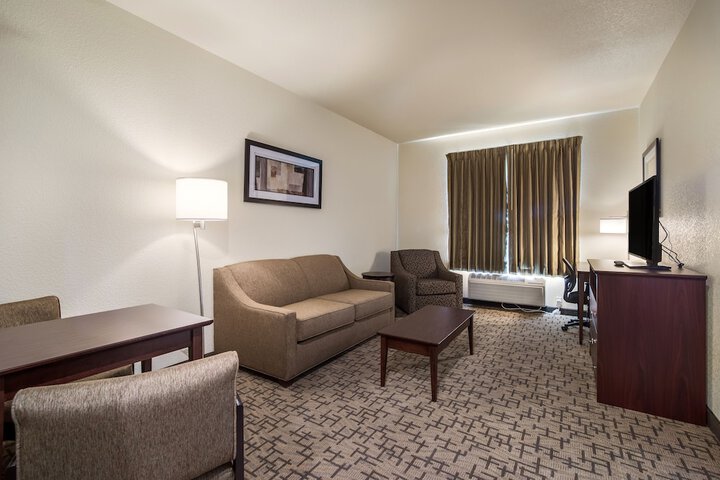 Room 16 of 43