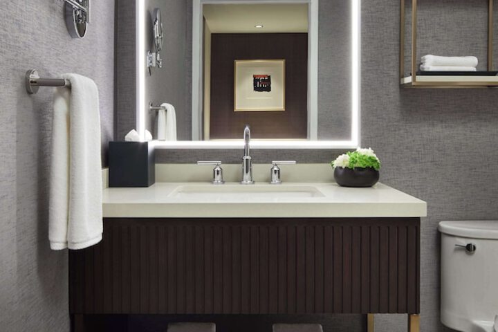 Room 44 of 62