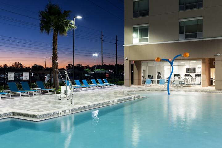 Pool 16 of 63