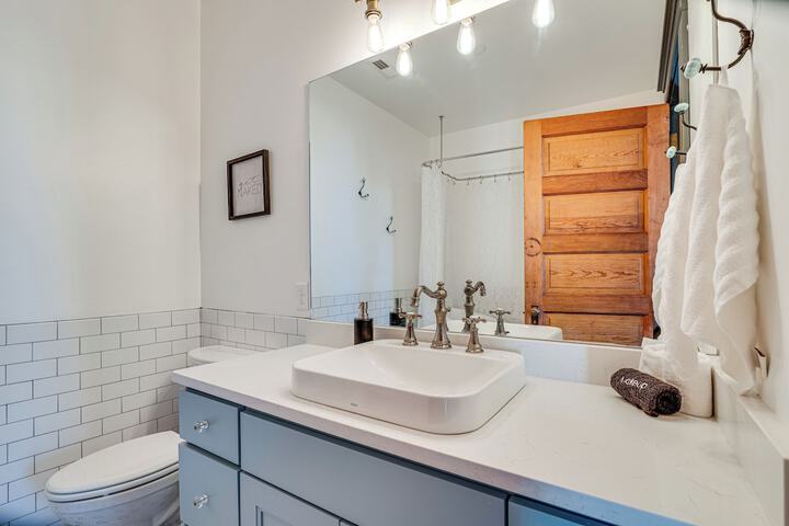 Florence Vacation Rental w / Rooftop Deck!