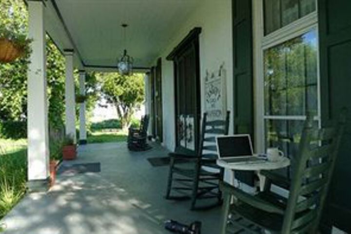 Stoltzfus Bed & Breakfast